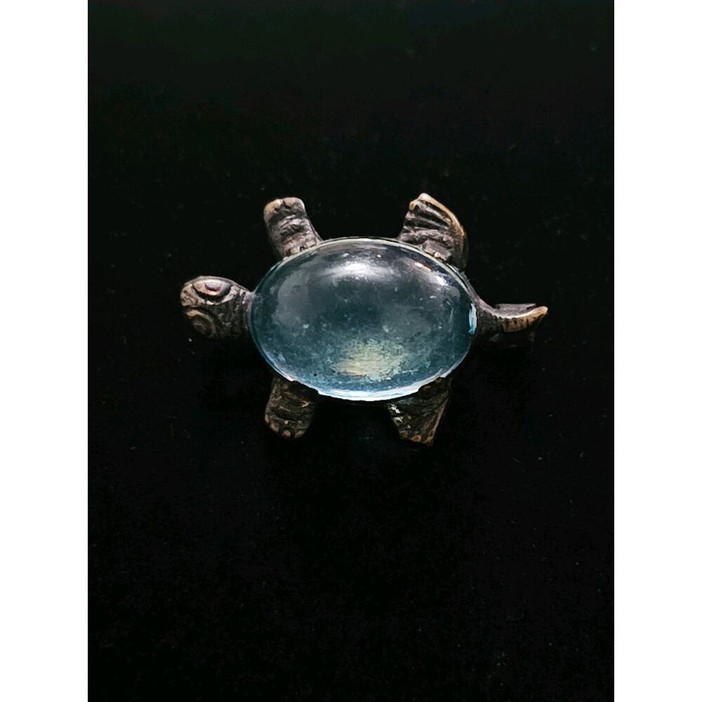 Vintage Turtle Aqua Blue Lucite Jelly Belly Pin Brooch C- Clasp